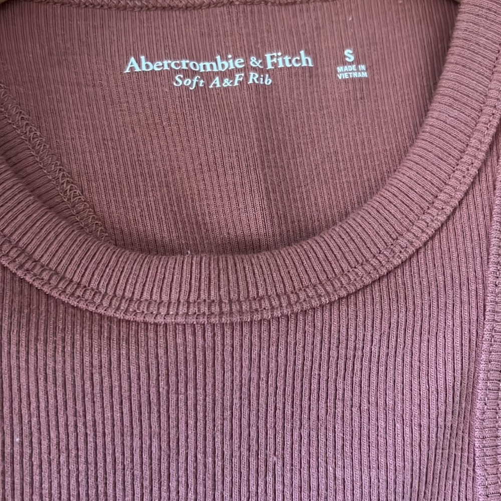 A&F Tank! NWT! - Picture 3 of 5